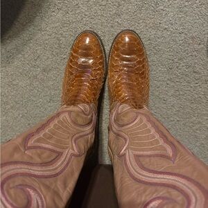 Larry Mahan Tan Leather Boots